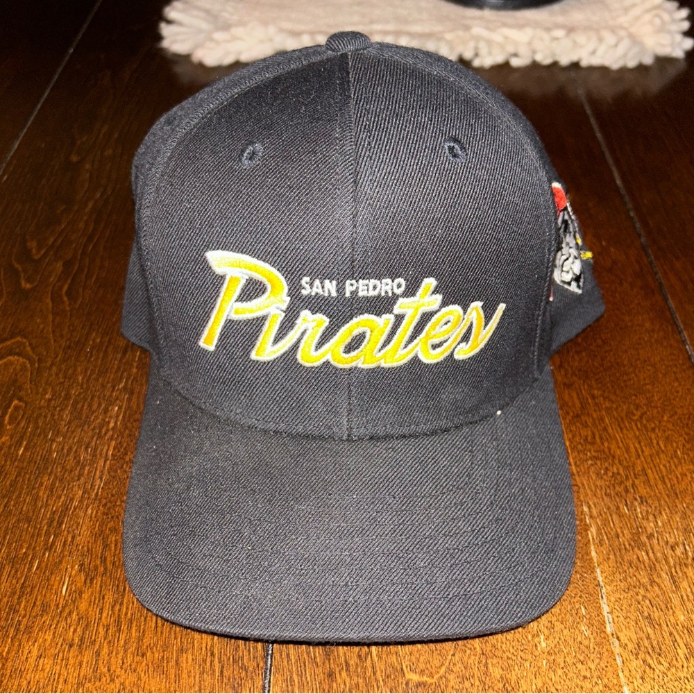 KTHLA SAN PEDRO PIRATES SNAPBACK